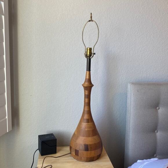 Vintage Other - Vintage Mid-Century Modern Solid Wood 2 tone Bulbous Shape Lamp mid century
